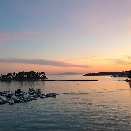 - Arba Appartement *