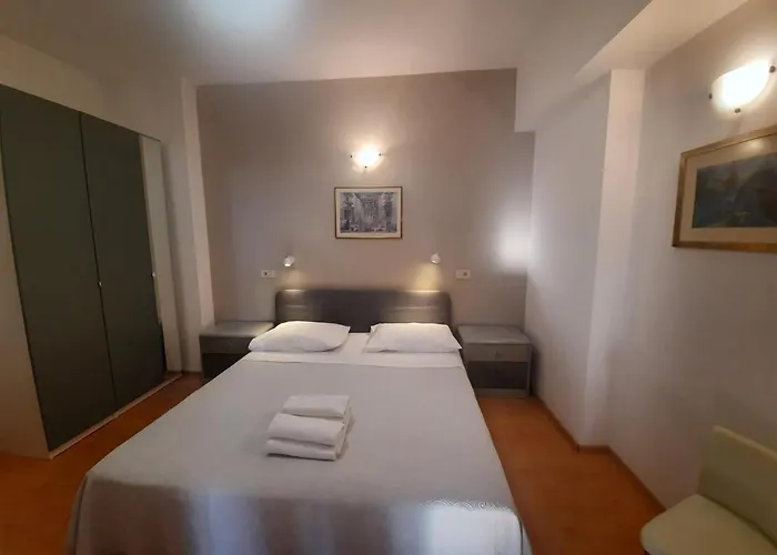 - Arba Apartmán Banjol